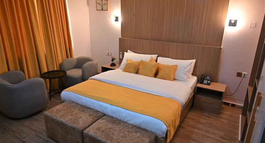 SHAPPHIRE STANDARD 103